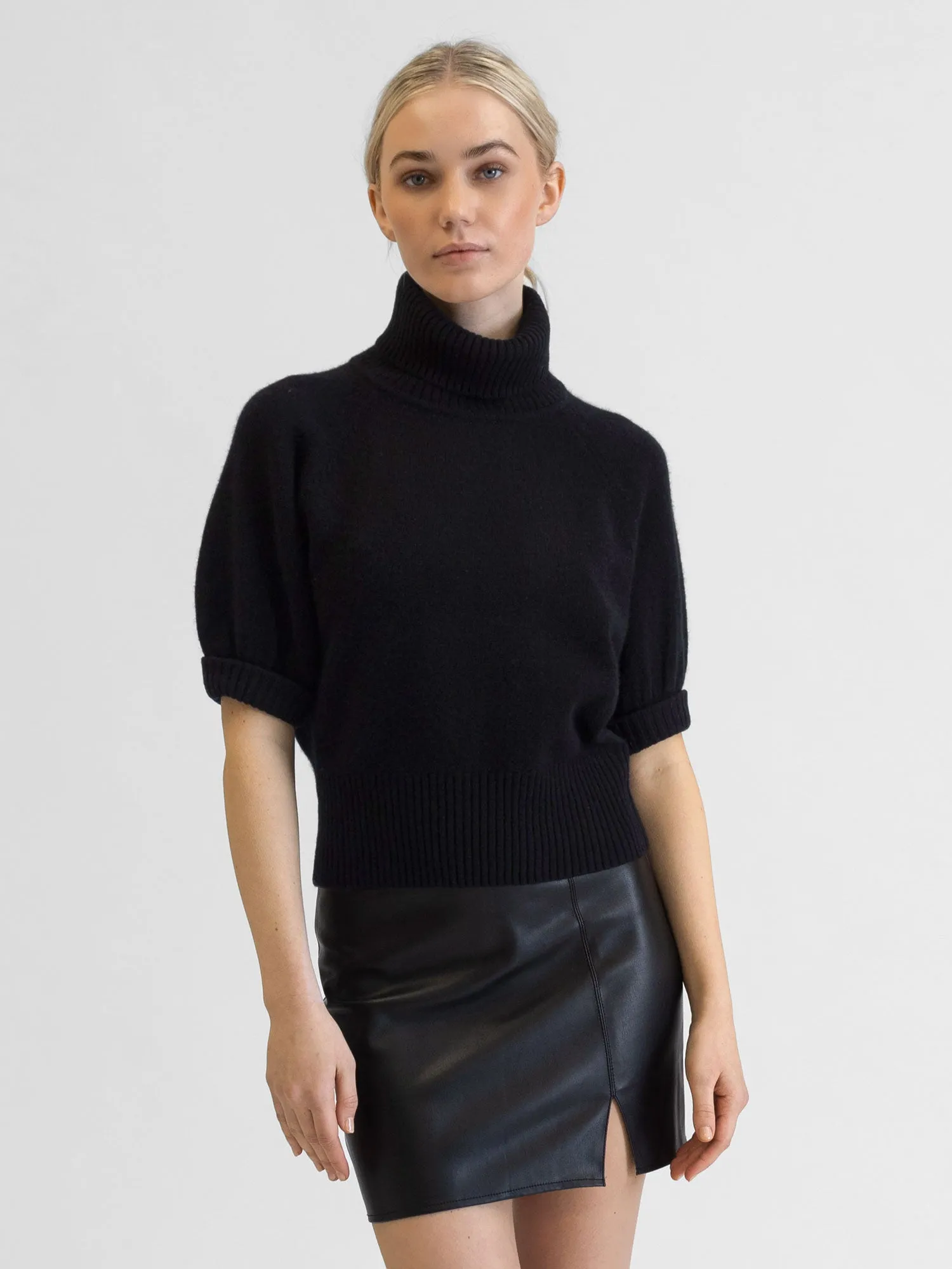 Cashmere sweater "Una" - black