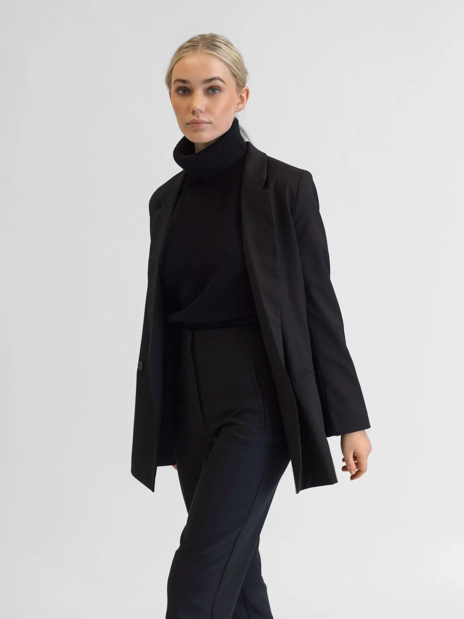 Cashmere sweater "Una" - black