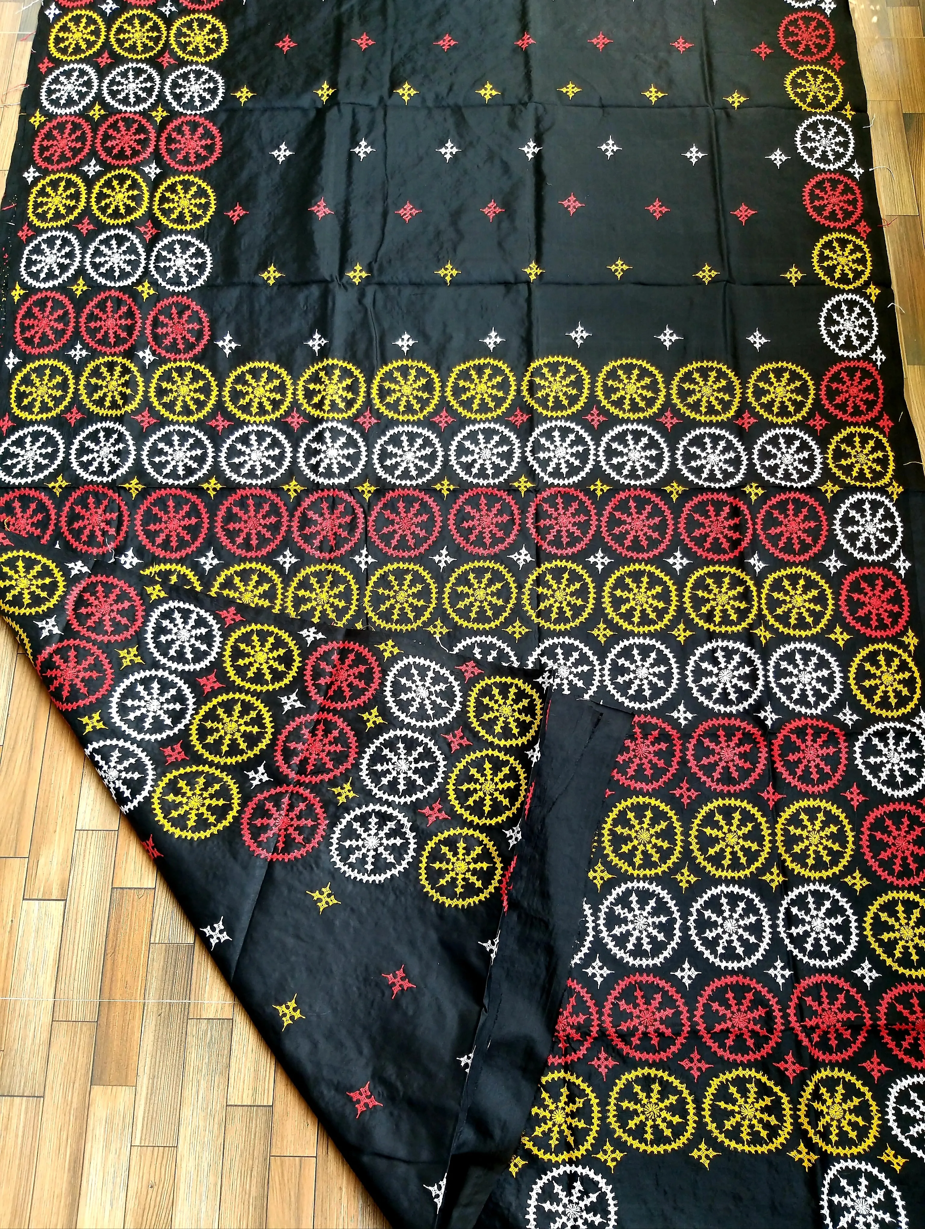 KUTCHWORK SILK SAREE