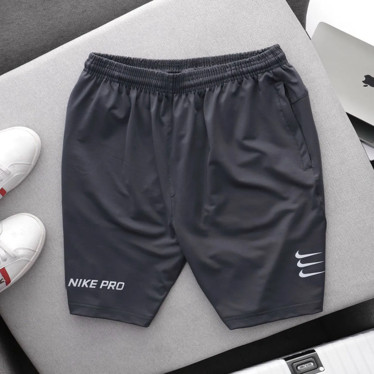 NIKE PRO SHORTS